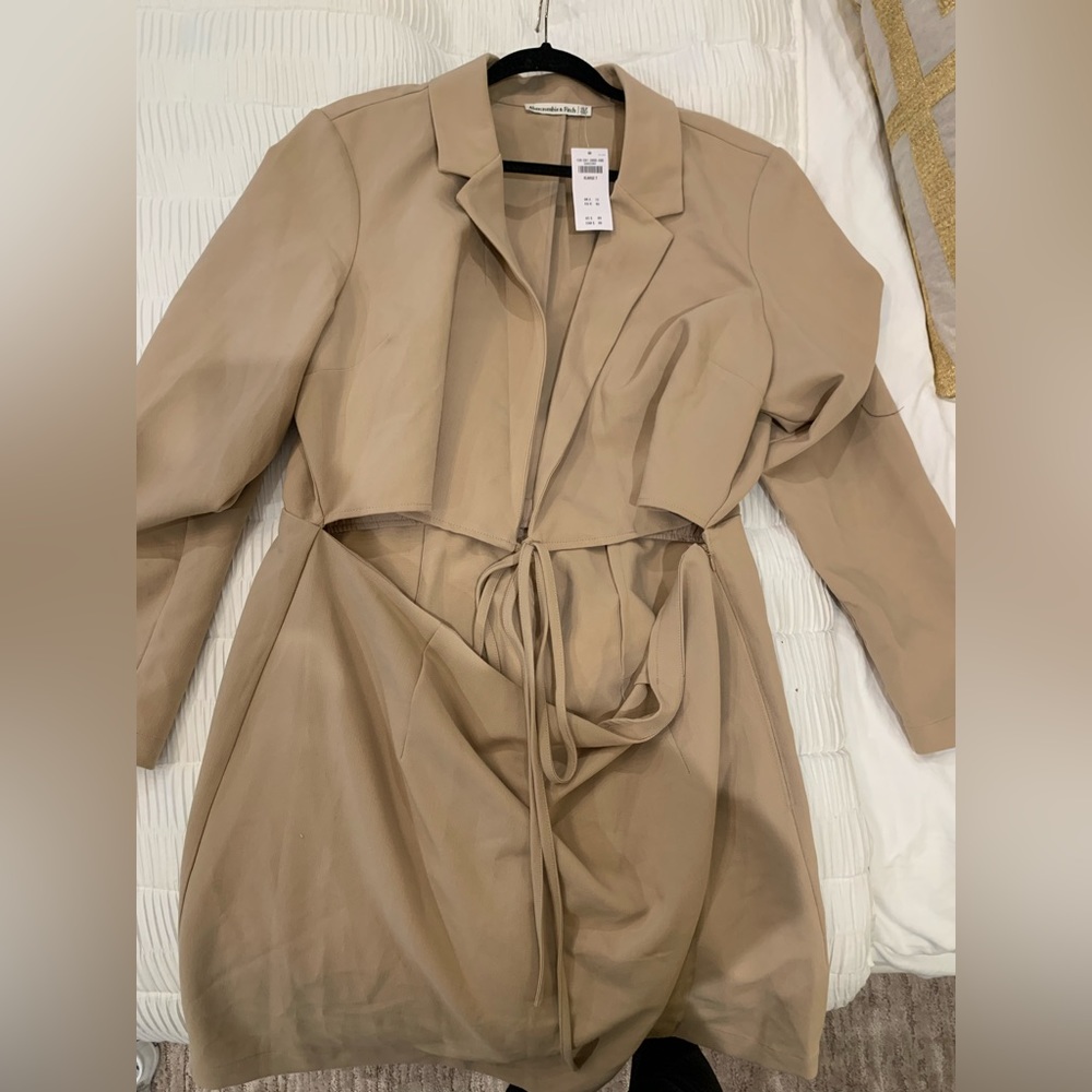 Abercrombie blazer dress with cutout